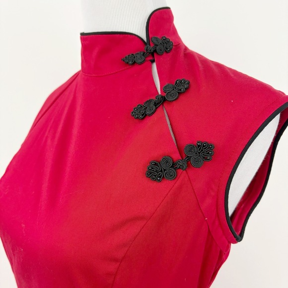 NWT Pinup Couture Red Asian-inspired Cheongsam Wiggle Dress Size M Frog Closures - Picture 5 of 14
